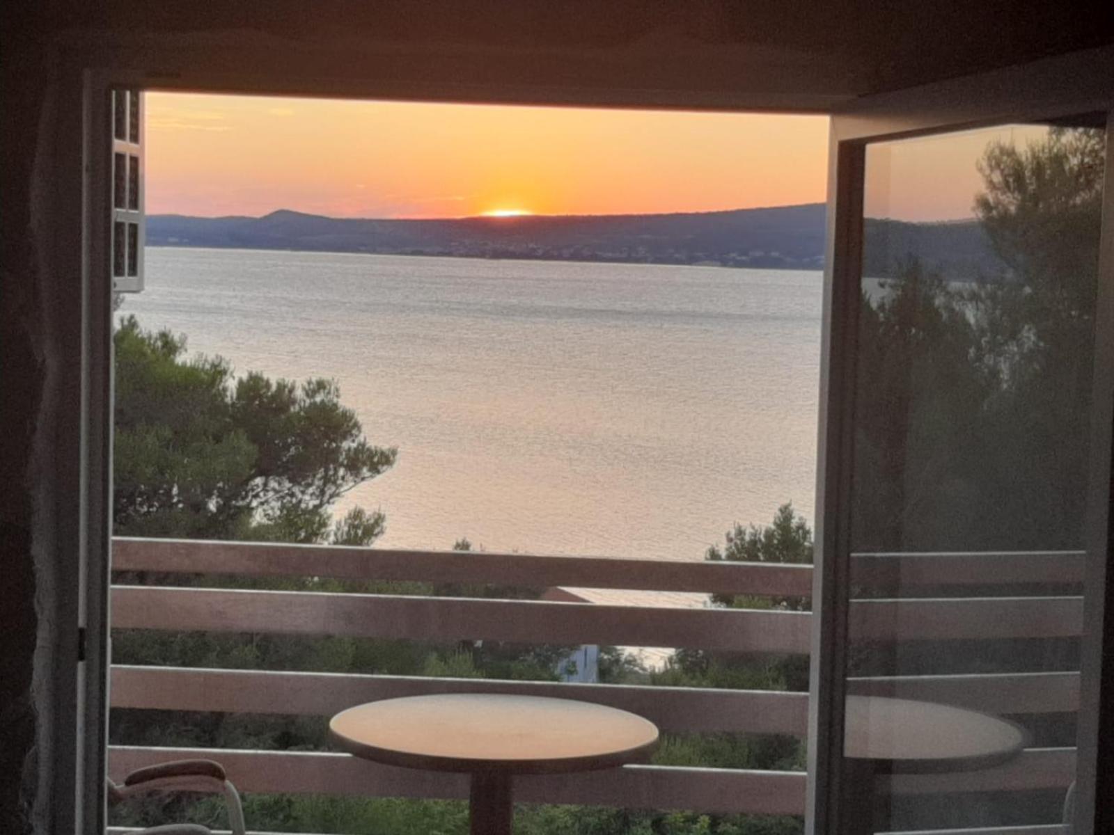 Apartments Cetiri Sestrice Novigrad  Exterior foto